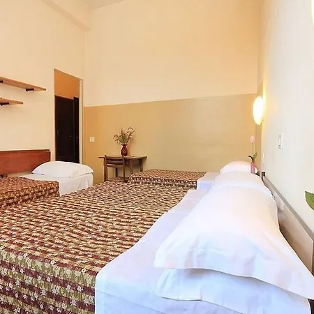 Ottaviani Hotel *